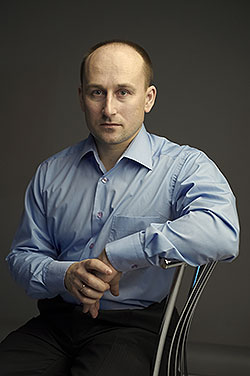 Николай Стариков
