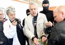 Александр Гапоненко несёт страдания за историческую правду